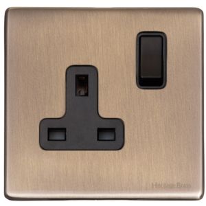 Heritage Brass Vintage Range Antique Brass, X91 - Single Socket (13 Amp)